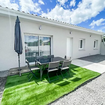 Villa Maison 8 Personnes Avec Piscine Et Jacuzzi *