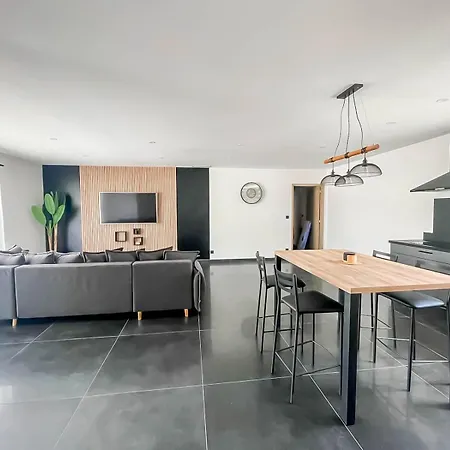 Villa Maison 8 Personnes Avec Piscine Et Jacuzzi Rosieres (Ardeche)